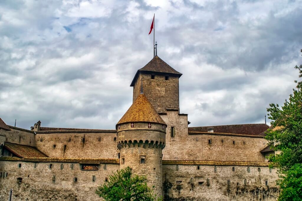 chillon castle, castle, switzerland-6260698.jpg