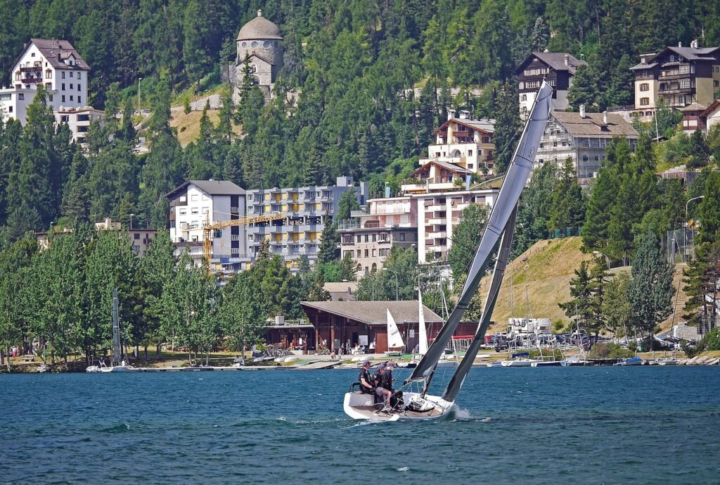 hard on the wind, in front of st moritz, regatta-2641233.jpg