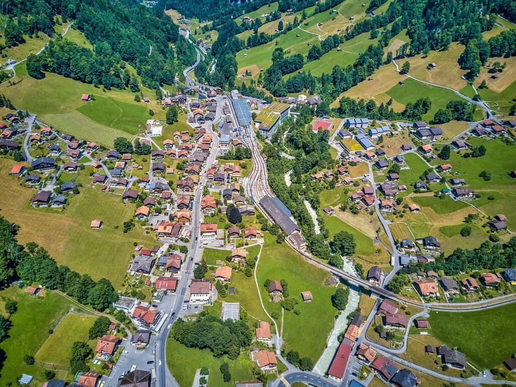 lauterbrunnen, city, view-5028175.jpg